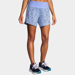 Brooks Chaser 5 inch running shorts in violet dash heathered blue on model