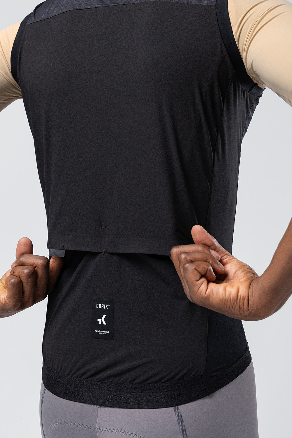 Gobik Vector 2.0 Men's Vest in Crow black color showing back view with logo