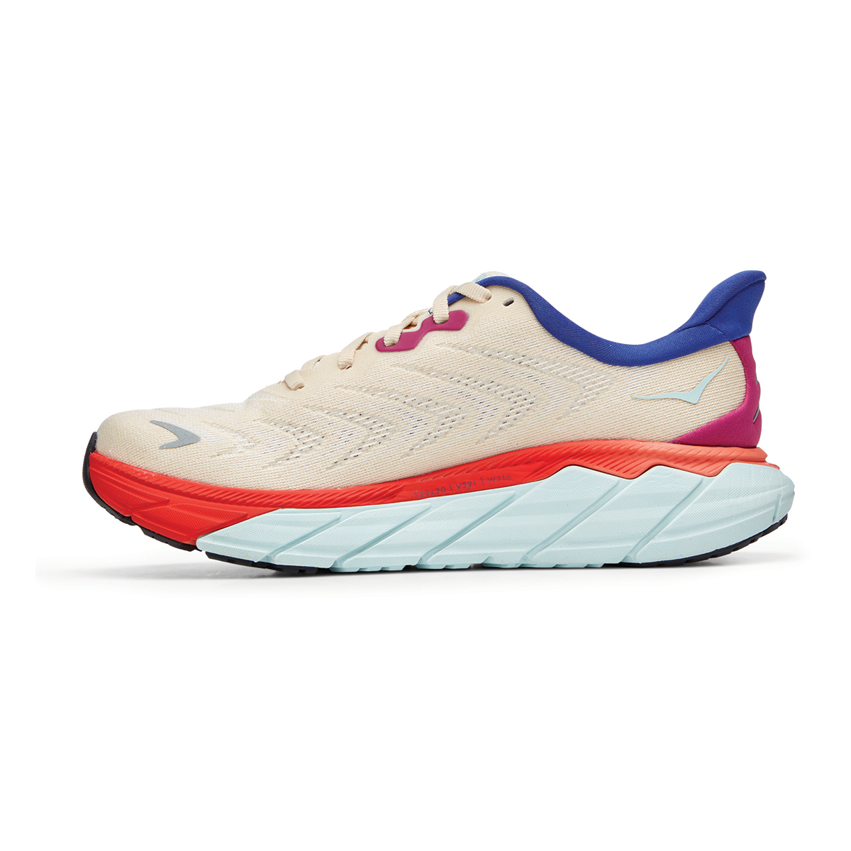 Hoka Arahi 6 running shoe in Short Bread/Fiesta colorway with cream upper and coral midsole