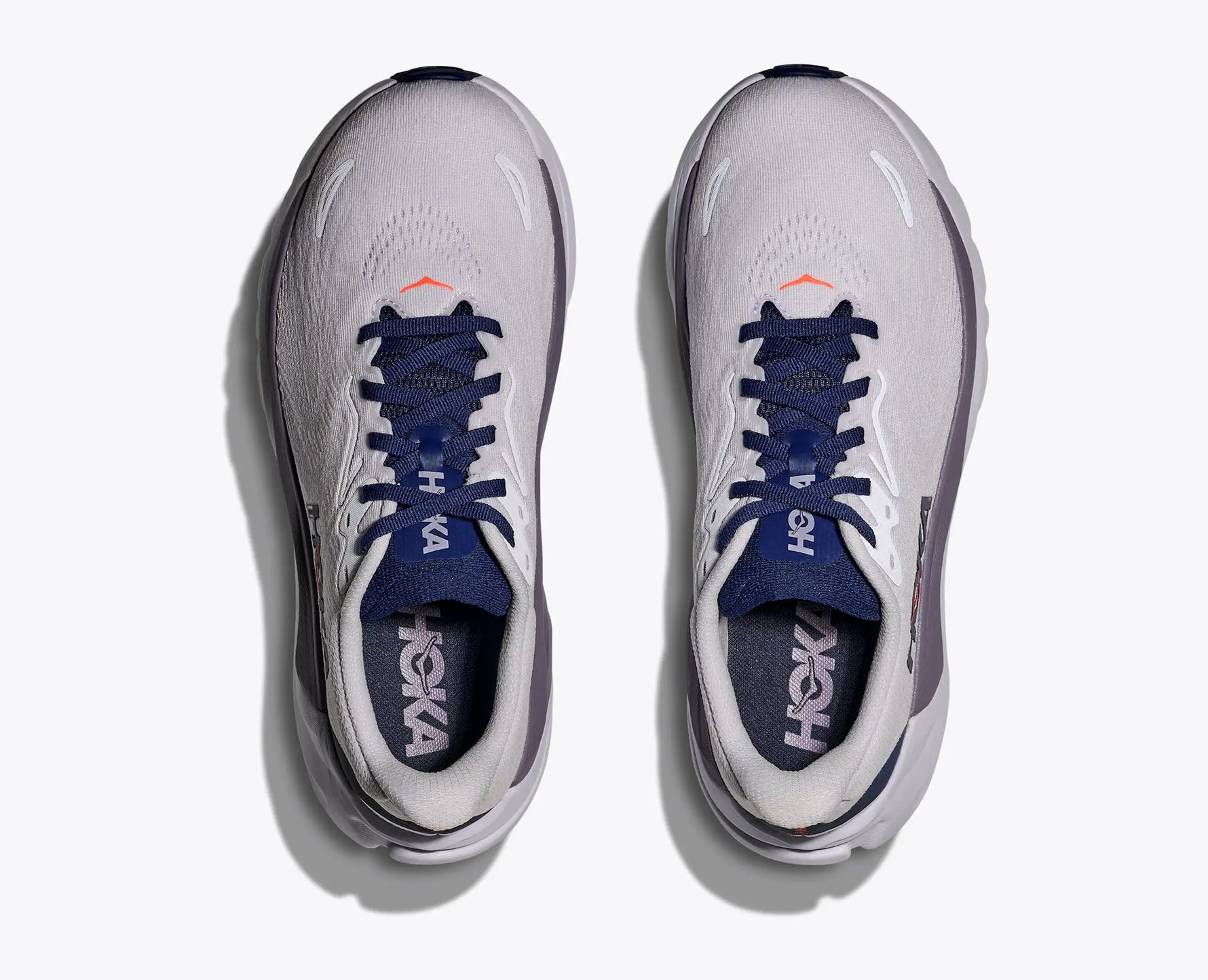 Hoka Arahi 8 women's running shoes in lilac cream with navy laces