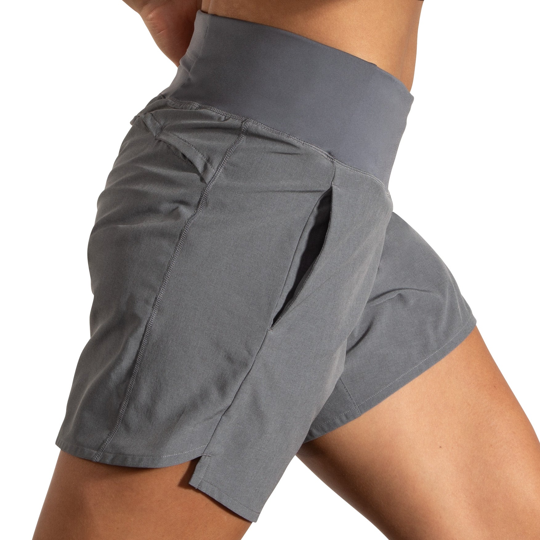 Brooks Chaser 7-inch Women's Running Shorts in heathered charcoal gray with side pocket