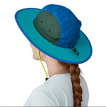 Patagonia Quandary Brimmer hat in blue-teal gradient worn by model with braided hair