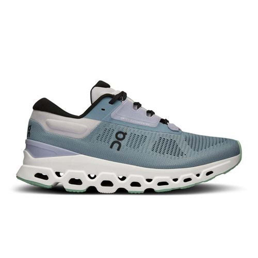 On Cloudstratus 3 women's running shoe in wash/nimbus colorway on white background