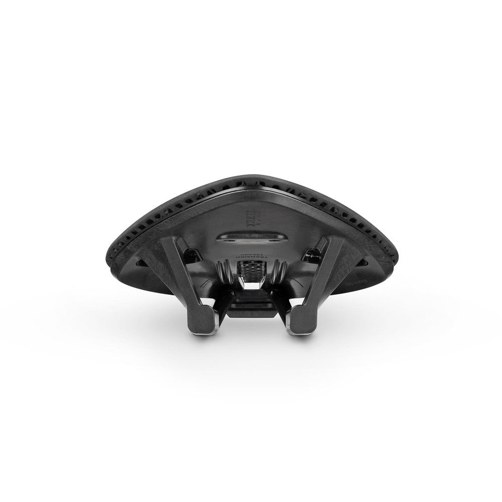 Fizik Transiro Aeris LD R1 Adaptive bicycle saddle in black, rear view