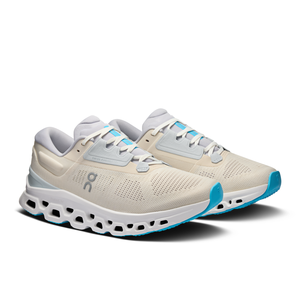 On Cloudstratus 3 women's running shoes in cream and arctic colorway