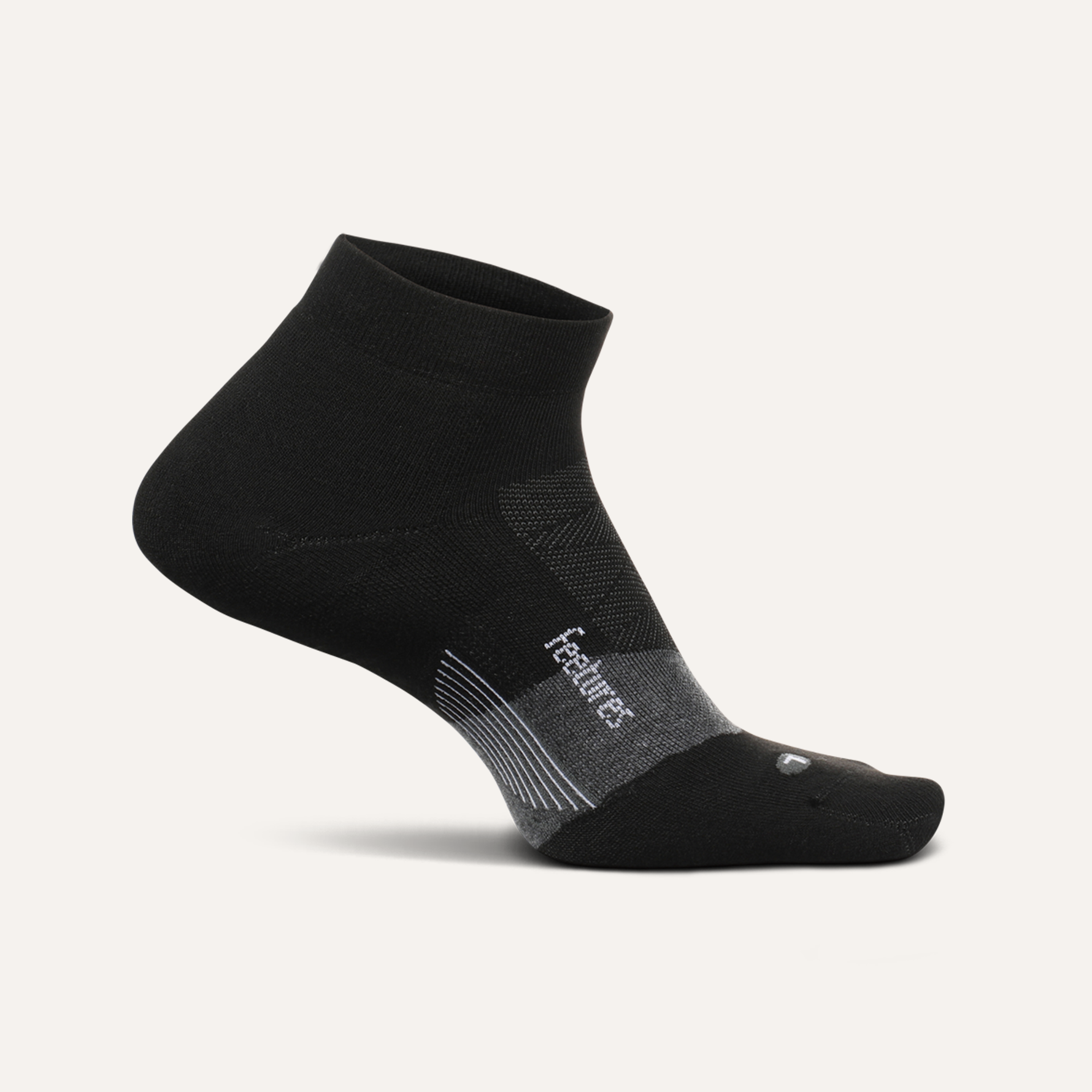 Feetures Elite Max Cushion low cut running sock in black with performance zones