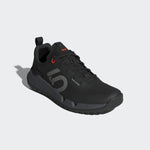 Five Ten Trailcross LT mountain biking shoe in black and grey colorway