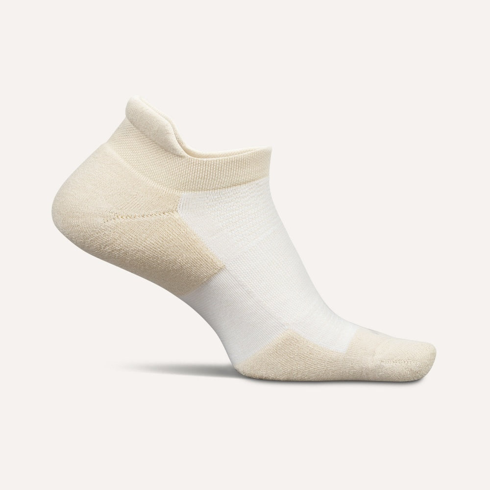 Feetures white no-show athletic sock with beige heel and toe reinforcement