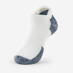 Thorlo white running rolltop ankle sock with navy blue cushioned toe and heel accents