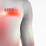 Detail rear shoulder view of Gobik Attitude 2.0 jersey showing heat-map graphic in Flank colorway
