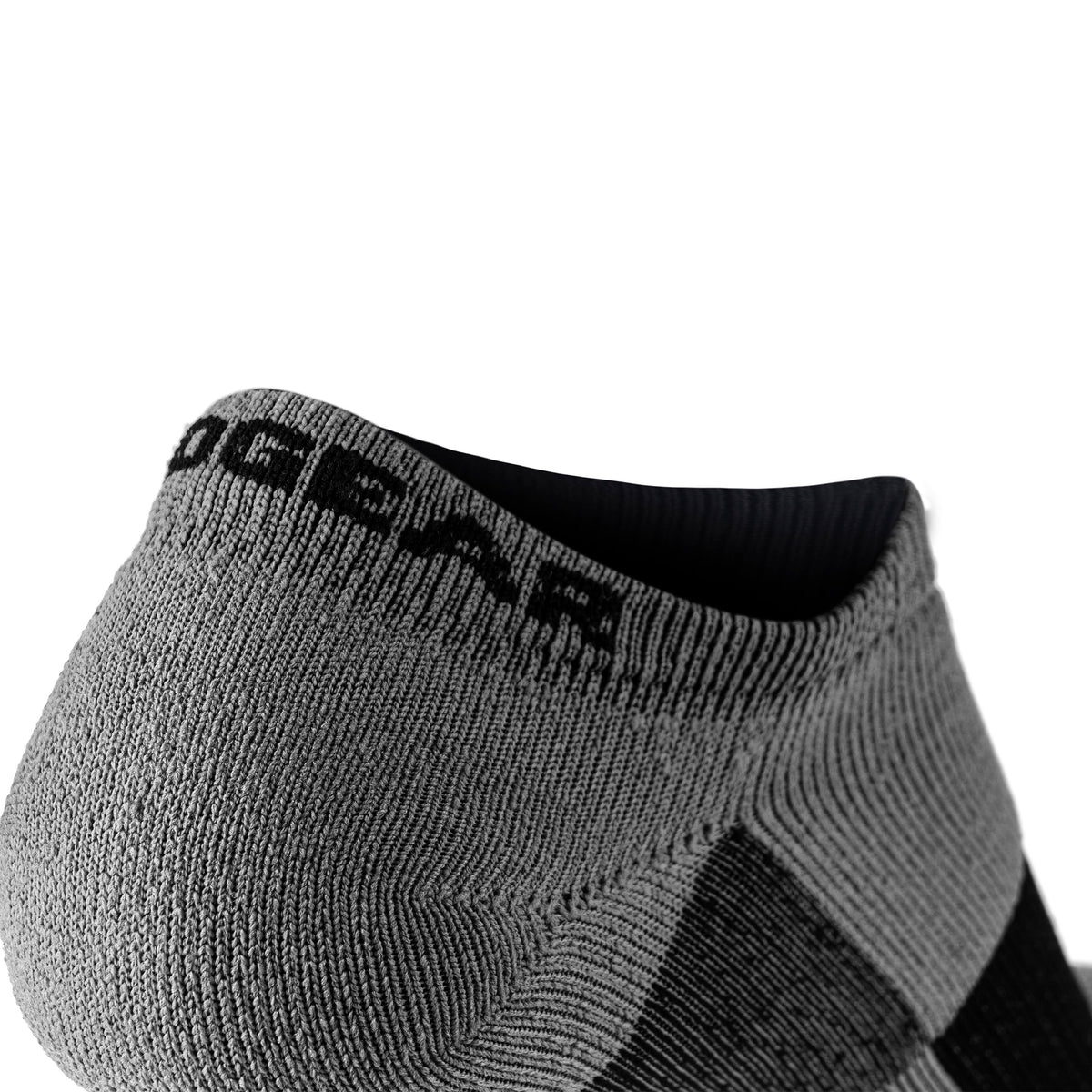 LEGG no show running sock in grey and black close-up product shot