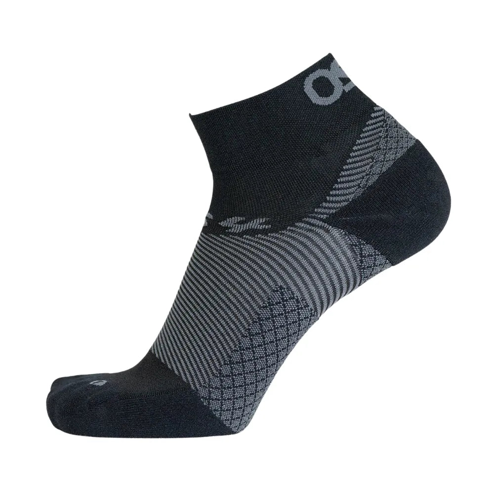 OS1st FS4 Plantar Fasciitis Quarter Crew Sock in Black with compression zones