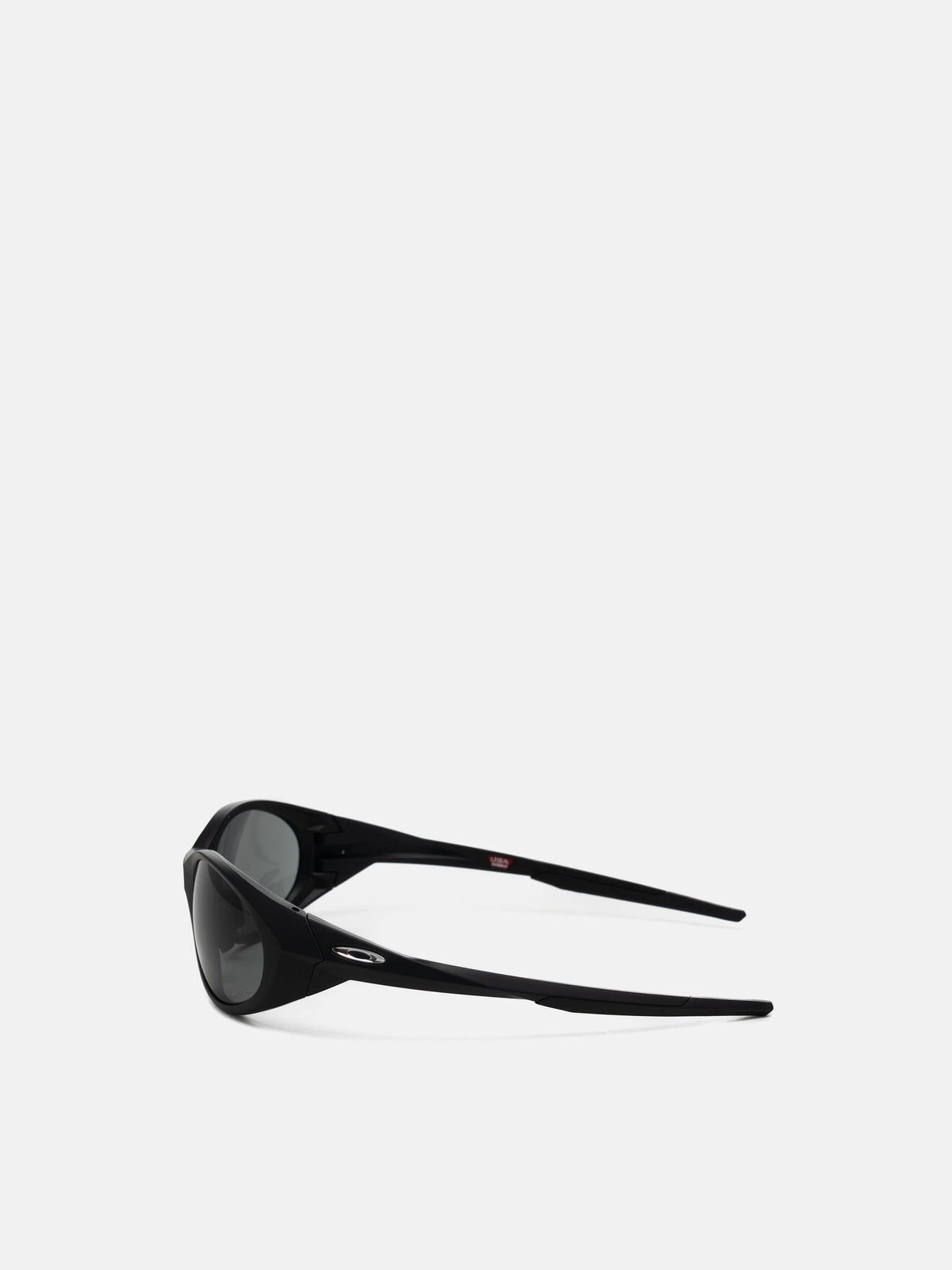 Oakley Eyejacket Redux sunglasses in matte black with Prizm Grey lenses, side profile view