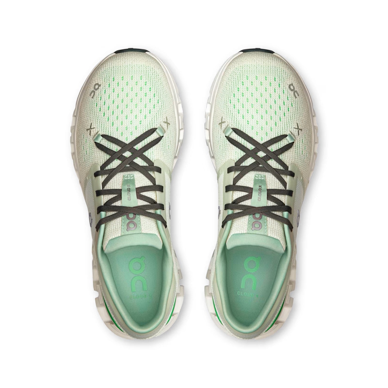 On Cloud X 4 women's running shoes in aloe green colorway, top view