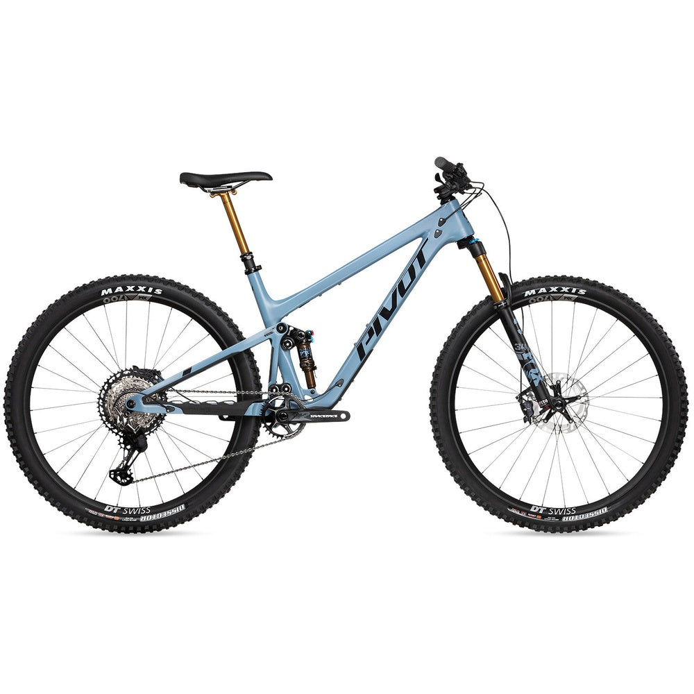 Pivot Trail V3 Pro XT mountain bike in Pacific Blue with gold suspension