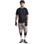 Troy Lee Designs Flowline Short Sleeve Jersey in Black - Men's