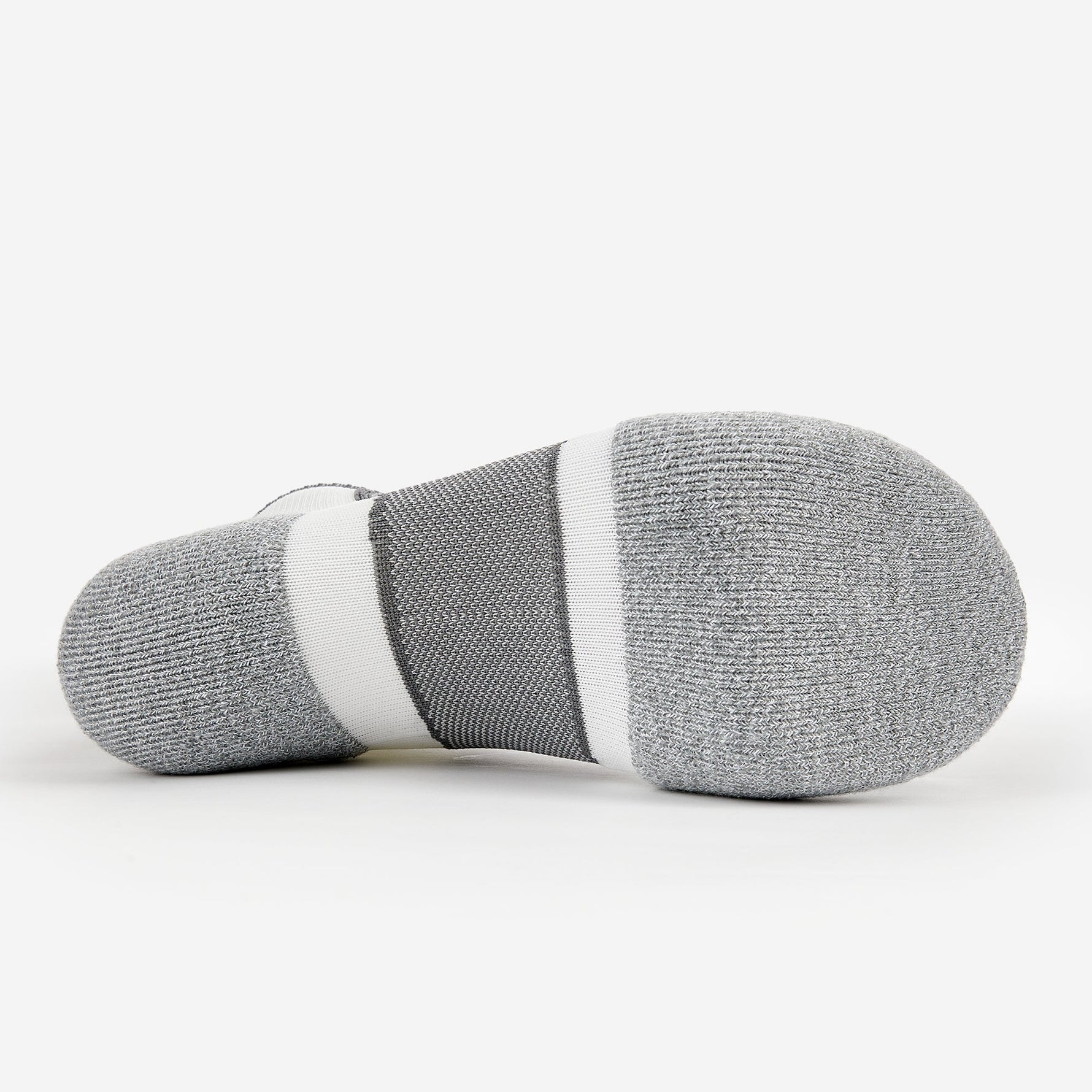 Bottom sole view of grey Experia Light Cushion Low-Cut Socks showing cushioning zones