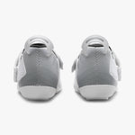 Shimano TR5 cycling shoes in white with gray striped heel pattern