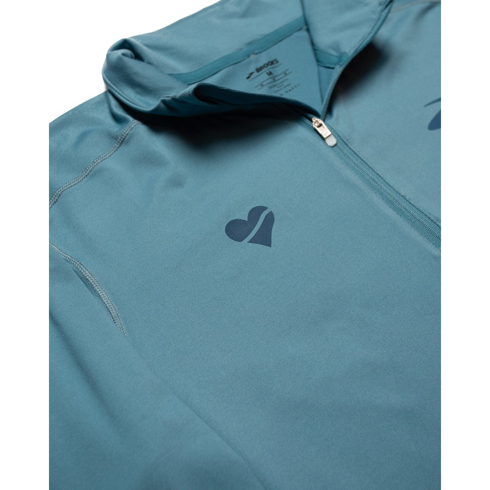 Brooks Dash half-zip pullover in heather azul with logo and quarter zip detail