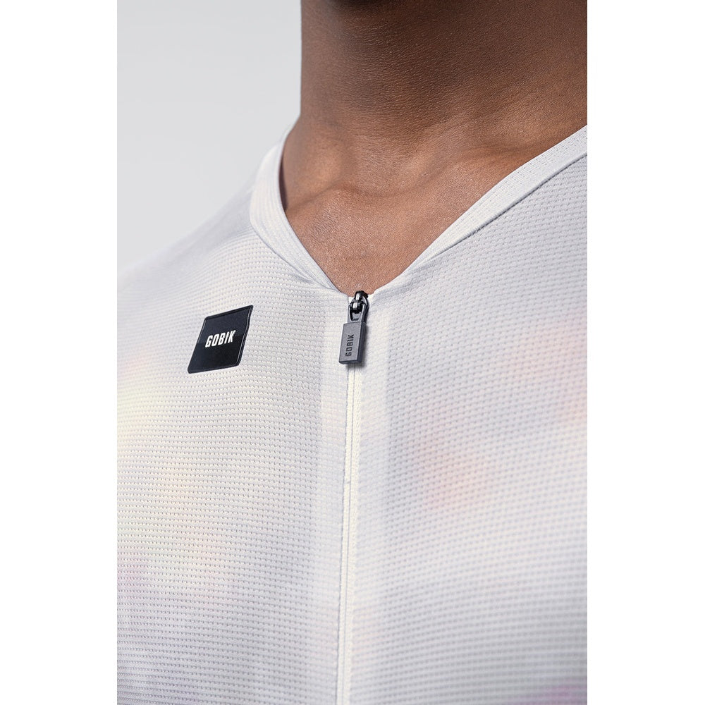 GOBIK Aerosuit Madison Men in white with zip collar and textured fabric
