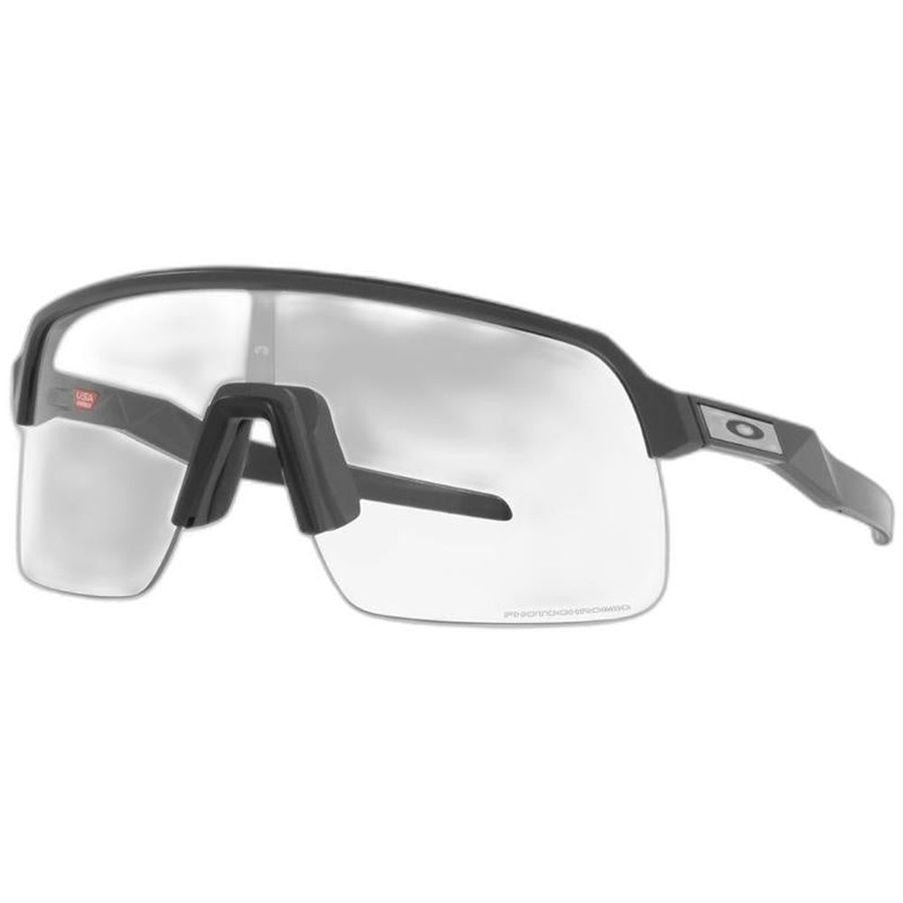Oakley SUTRO LITE SWEEP MATTE CLEAR W/ PHOTOCHROMIC