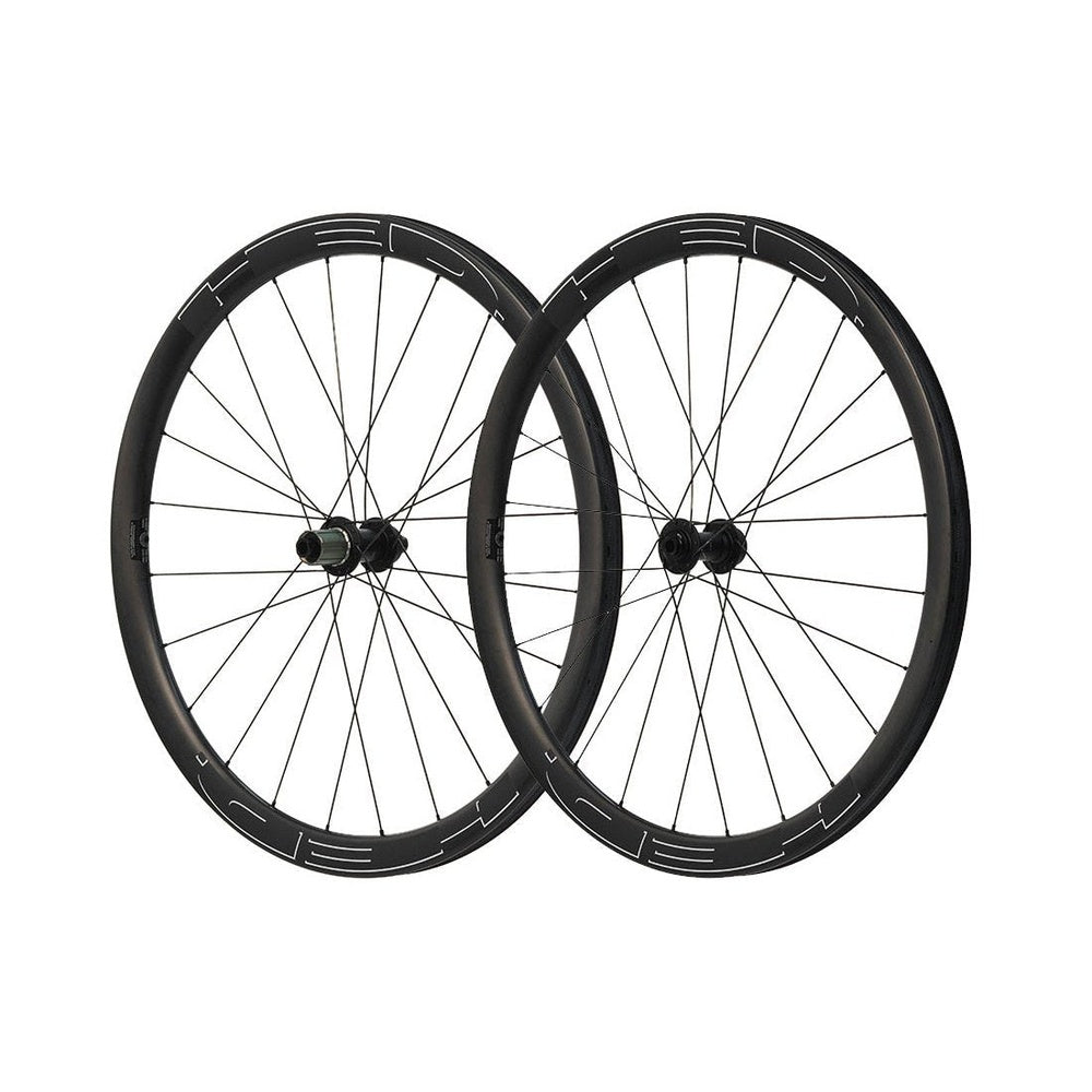 HED Vanquish RC4 carbon disc brake wheelset with black rims and spokes