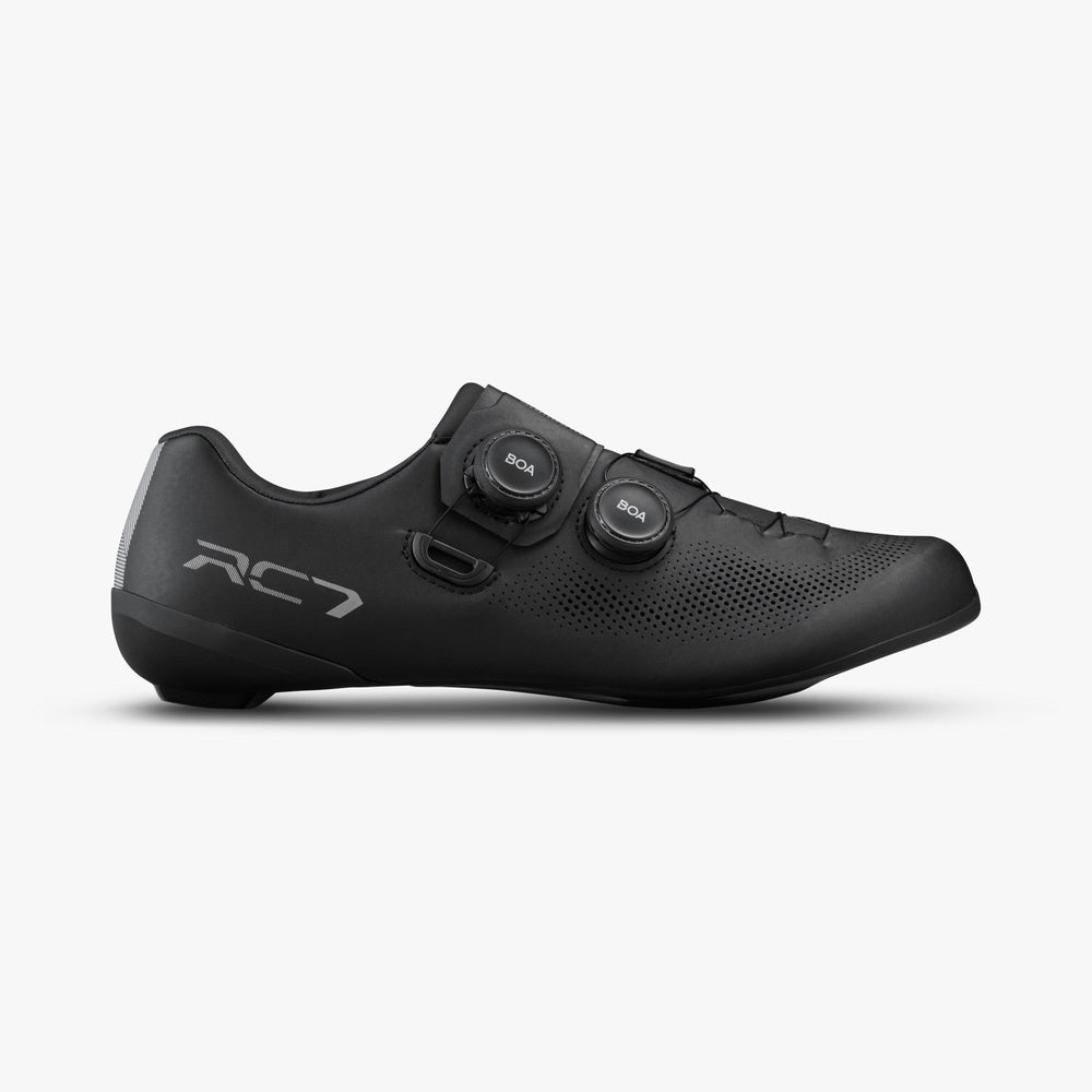 Shimano RC7 black road cycling shoe with dual BOA closure system, lateral view
