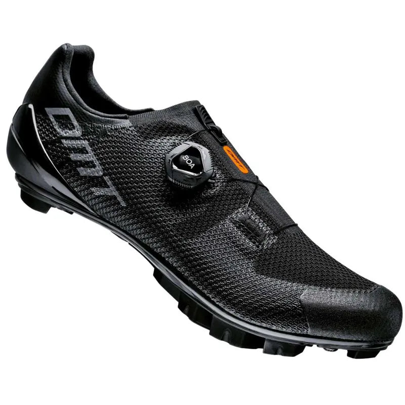 DMT KM3 MTB cycling shoe in black with BOA dial closure system