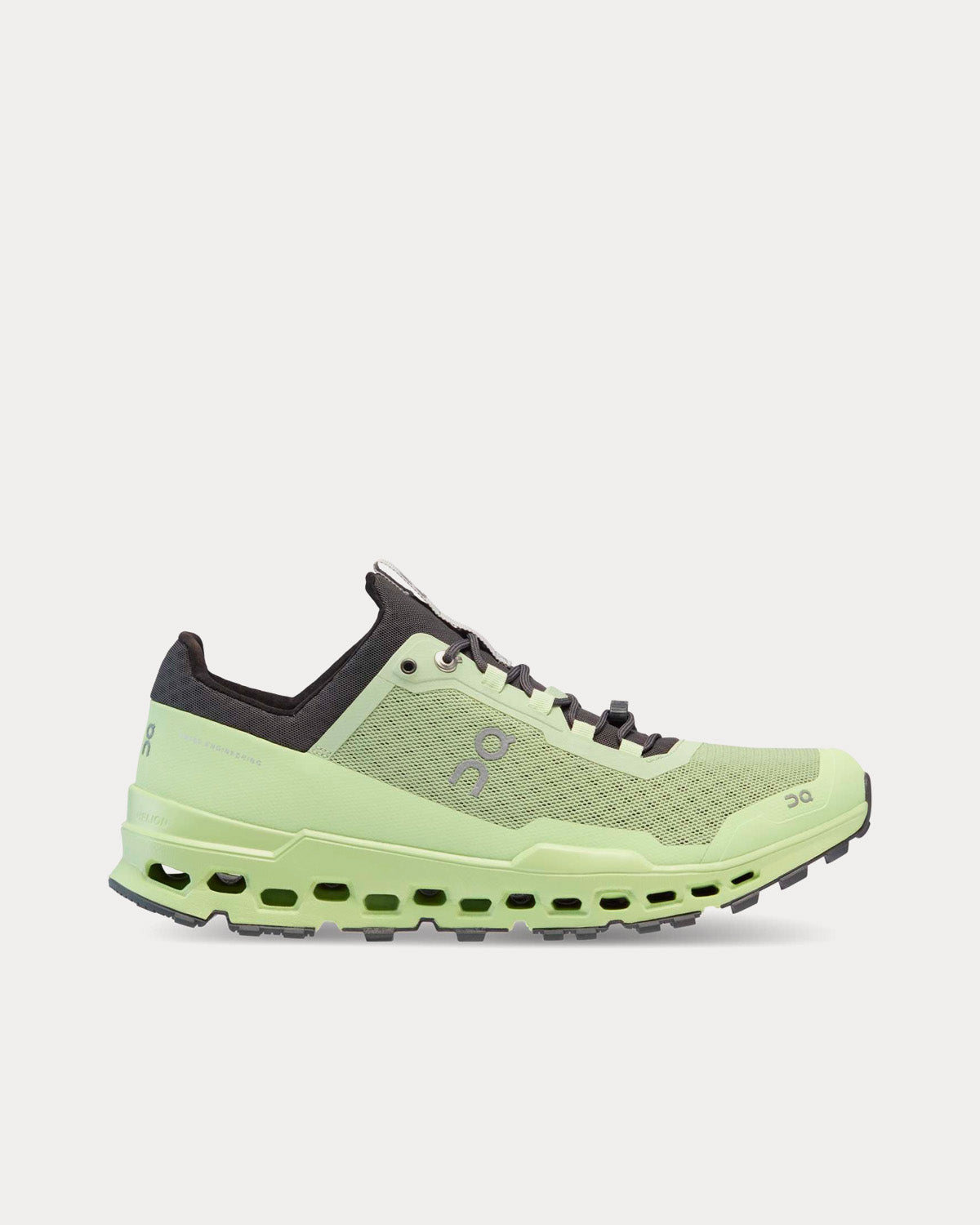 On Cloudultra men's trail running shoe in Vine/Meadow green with gray accents
