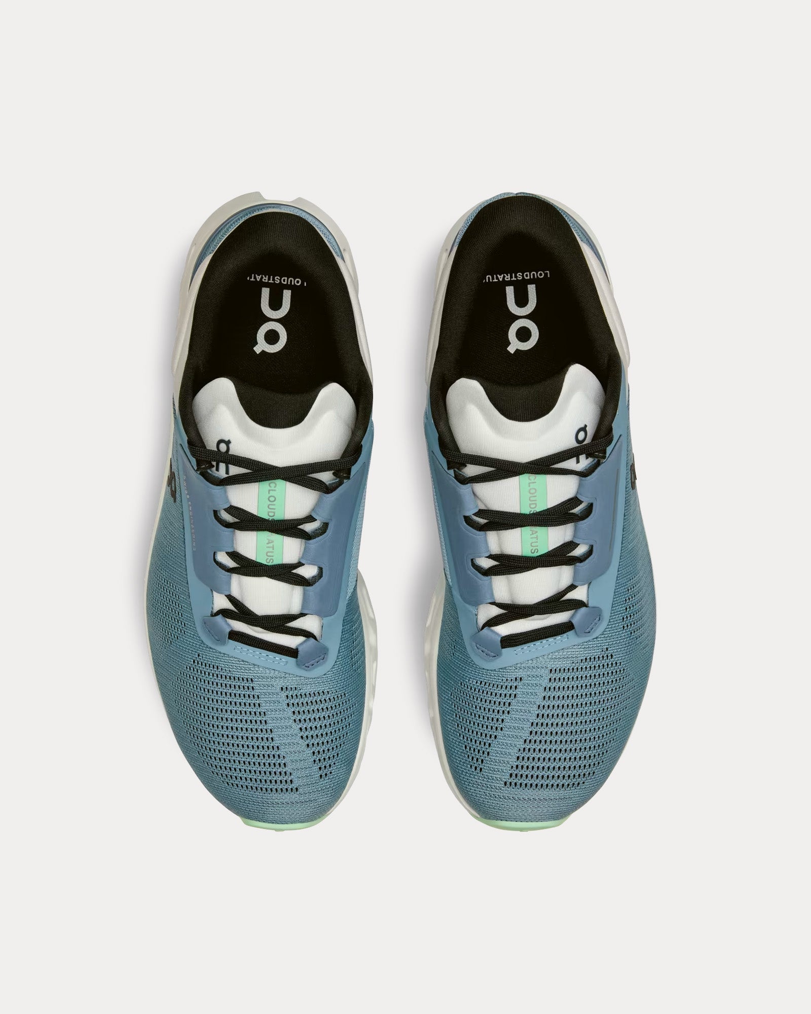 On Cloudstratus 3 men's running shoes in light blue wash colorway