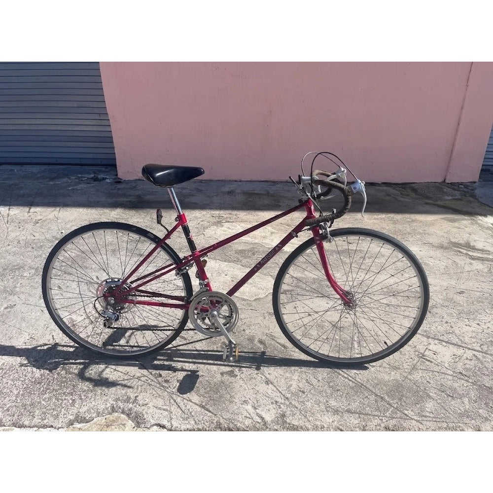 Vintage 1970s Matsuri FUNdamental Mixte Road Bike 10-Speed Metallic Red