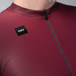 Gobik Magnitude men's cycling jersey in burgundy with black label and zipper detail