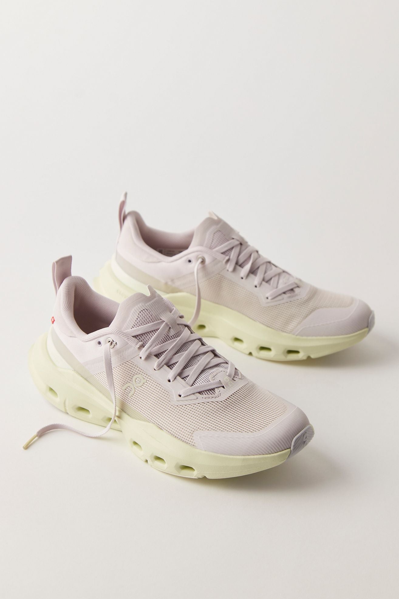 On Cloudpulse Next women's running shoes in silver and honeydew colorway with mesh upper