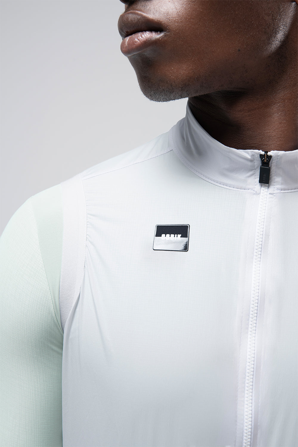 Gobik Vector 2.0 Men's Vest in Athena white colorway with brand logo detail