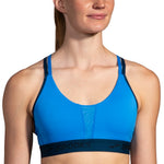 Brooks Drive Plunge 2.0 sports bra in Azure Blue with Ocean Drive navy accents on model